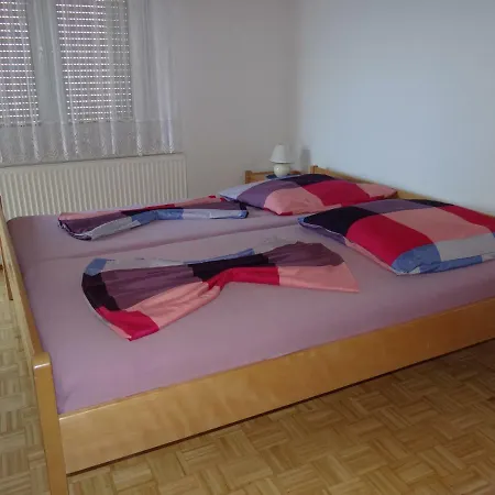 Emilija Apartmán Trogir