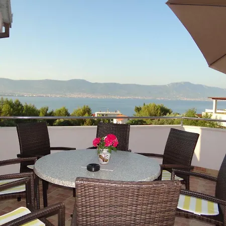 Emilija Apartamento Trogir